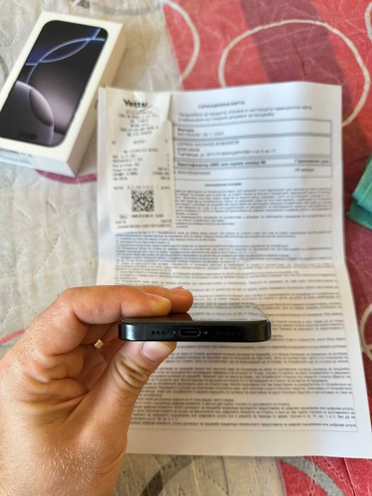 iphone 16 pro 128GB BLACK като НОВ!