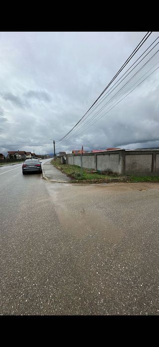 Teren de vinzare