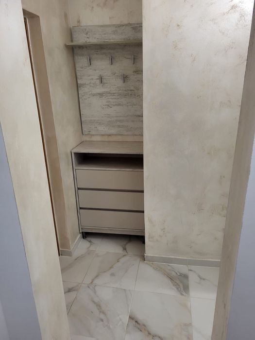 Proprietar,inchiriez garsoniera!