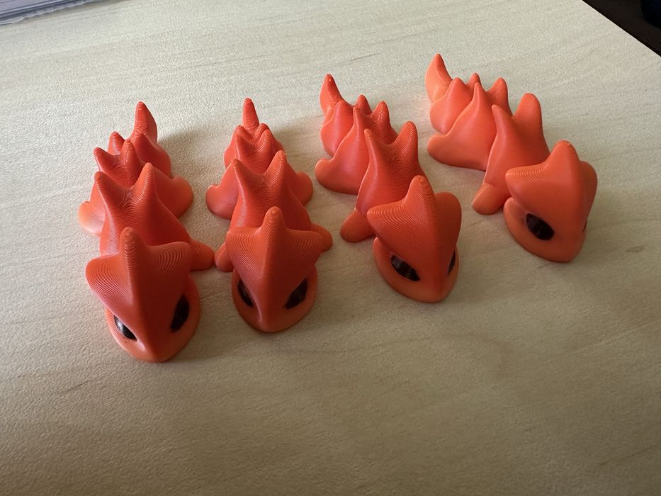 Бебе дракони фигурки