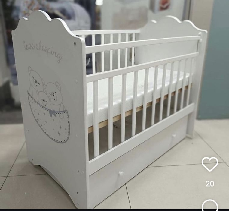 Кровать детская белая