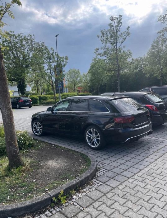 Vând audi a4 break