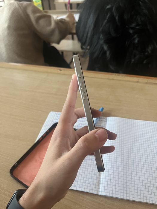 Айфон 16 про мах 256