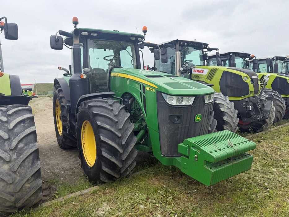 John Deere 8370R