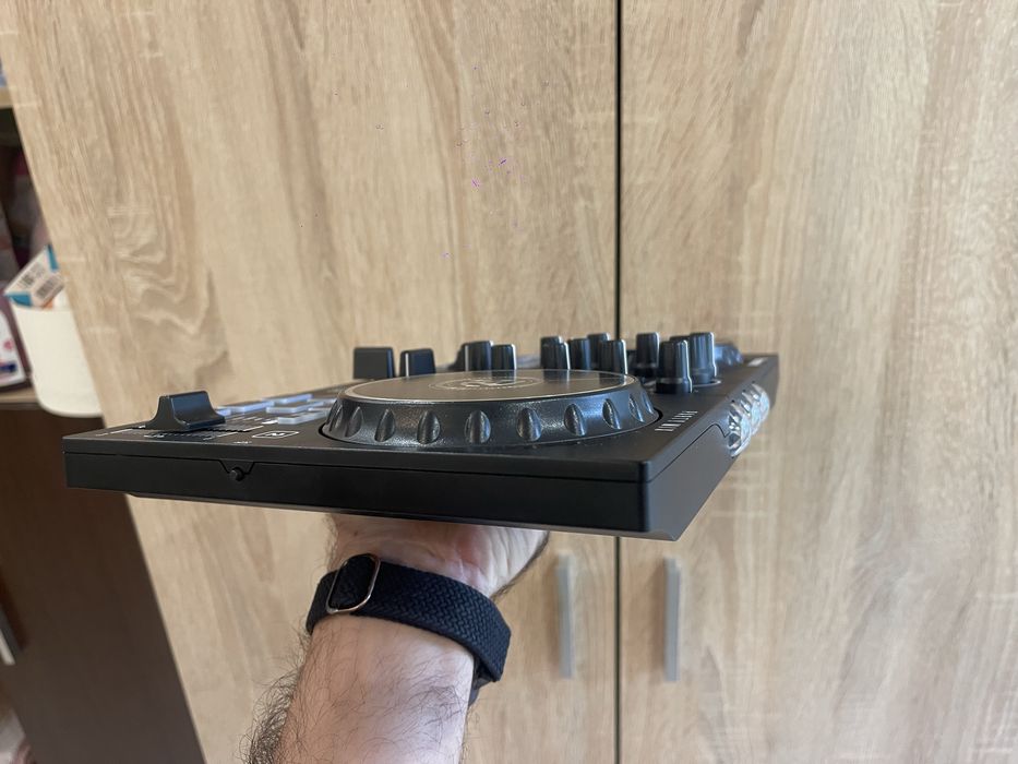 Контролер Numark Party Mix MKII