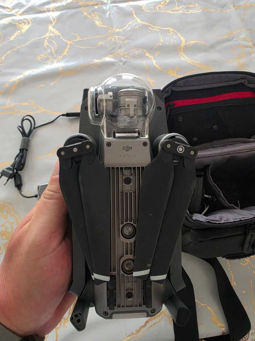 Квадрокоптер dji mavic pro