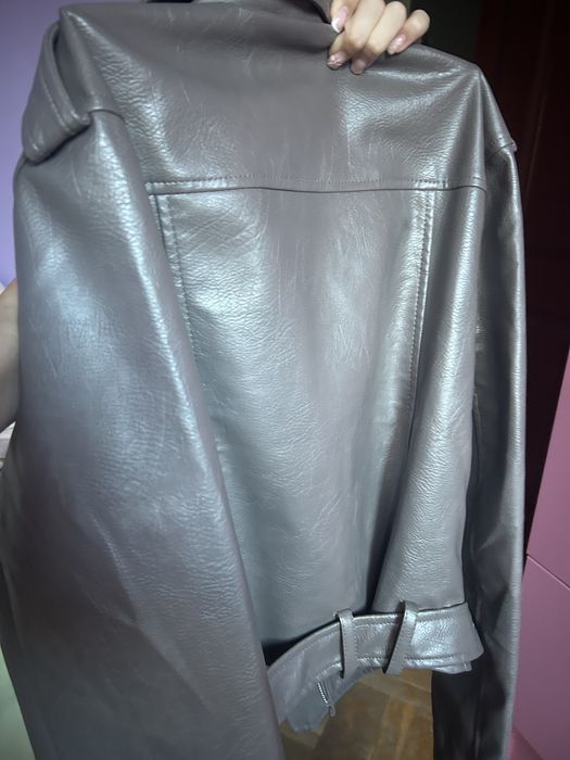 Чисто ново Кожено яке.