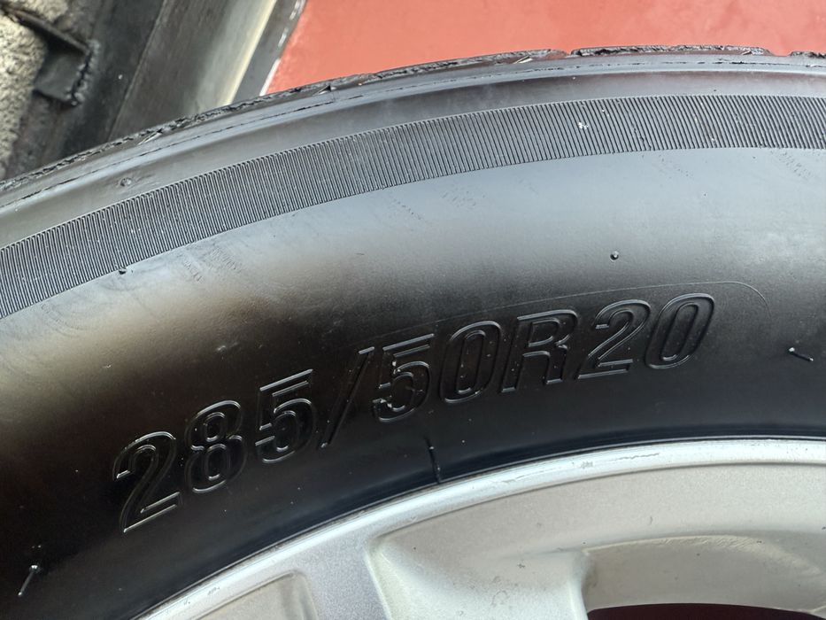 Продам комплект дисков на Lexus