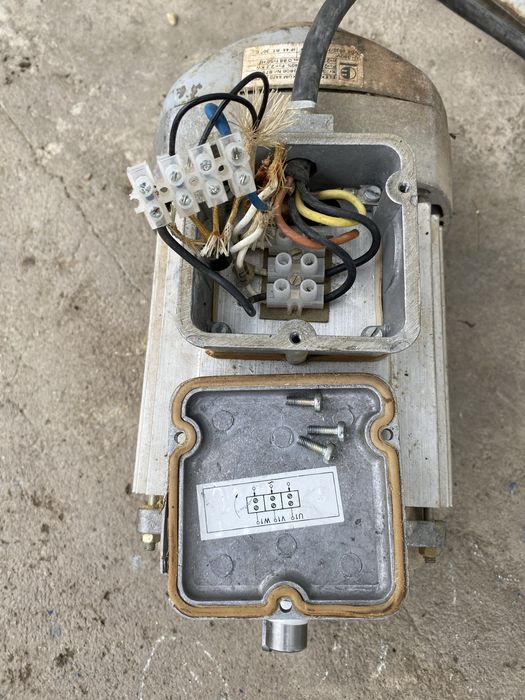 Motor electric trifazat 2,2kw -2800 turatii