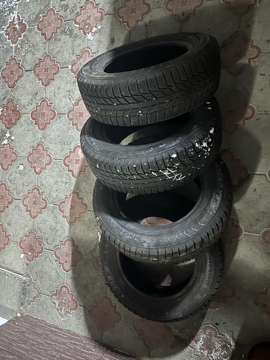 Шины комплек 4 штуки