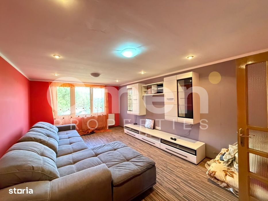 Apartament cu 3 camere | pe 2 niveluri | cu garaj | zona centrala | sa