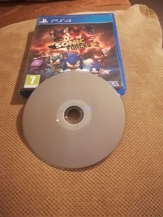 Продавам игри за Плейстейшън 4