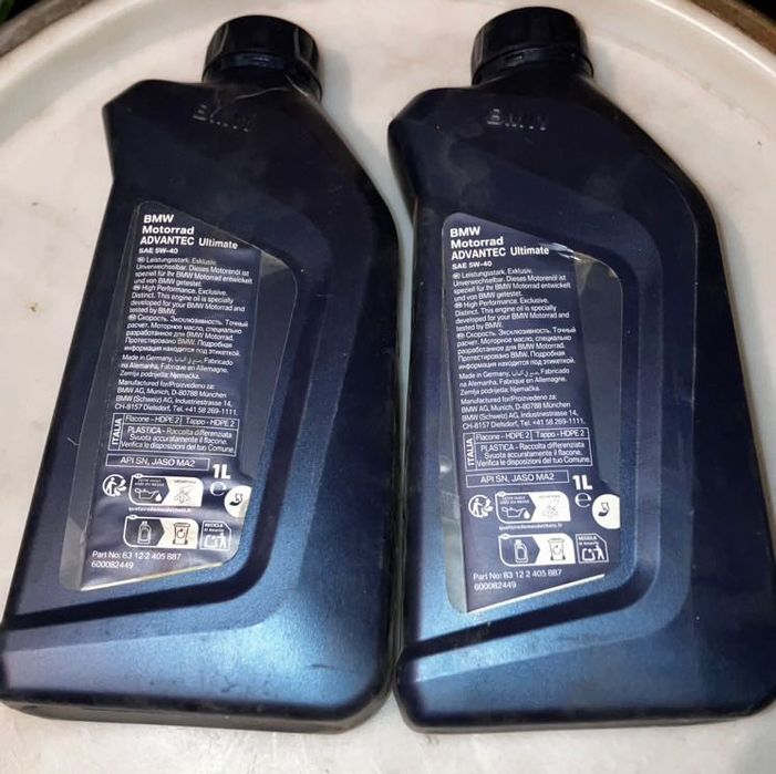 Оригинално моторно масло на BMW SAE 5w-30, SAE 5w-40