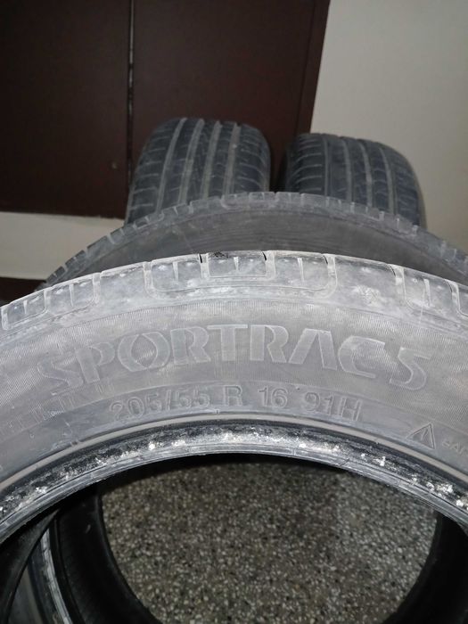 Гуми летни продават се комплект 205 55 16
