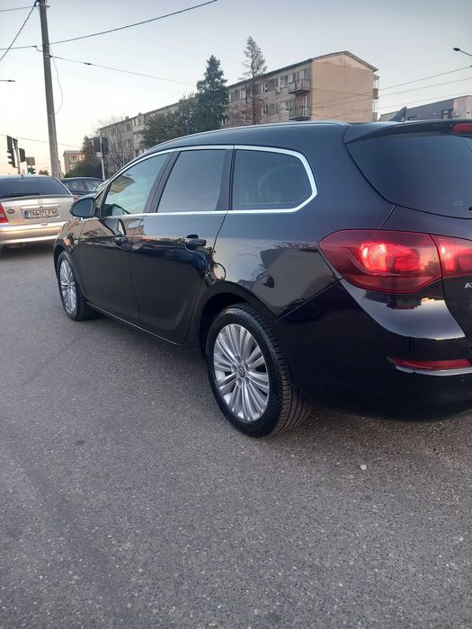 OPEL Astra 2011 — imagine 4