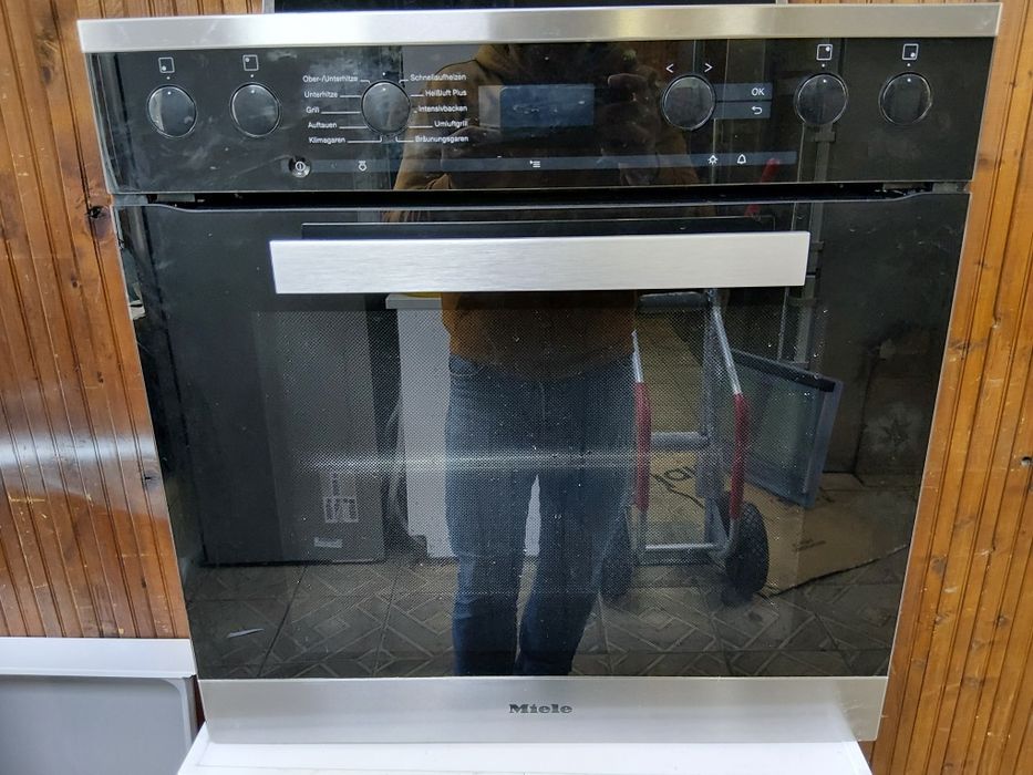 Като нова иноксова печка за вграждане с керамичен плот Миеле Miele Made in Germany  2 години Гаранция!