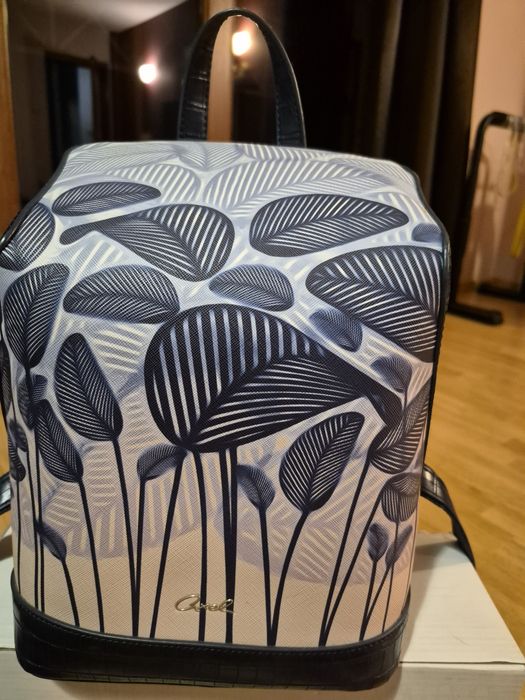 Дамска раница Axel