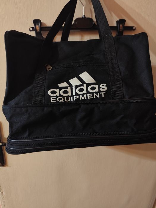 Сакове и раници за път изгодно