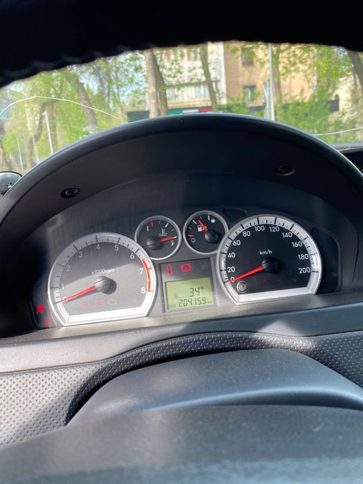 Nexia 3 M/T sotiladi