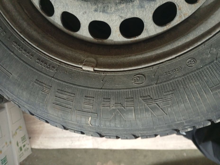 Продам резину с дисками