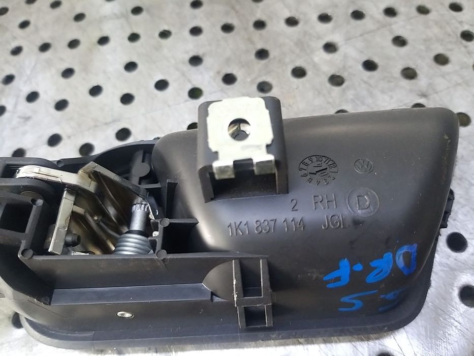 Maner interior usa dreapta fata vw golf 5 1k 1k1837114