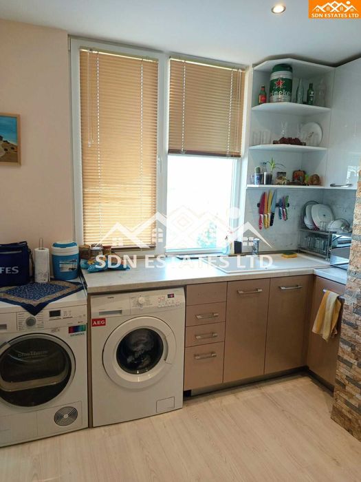 Продава се Двустаен апартамент в Казанлък - 76 кв.м за 1275 €/кв.м - Снимка #1