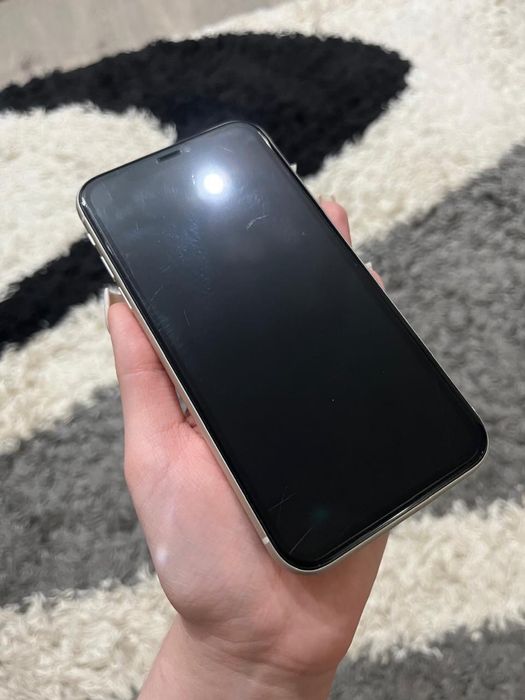 iPhone 11 (128Гб)