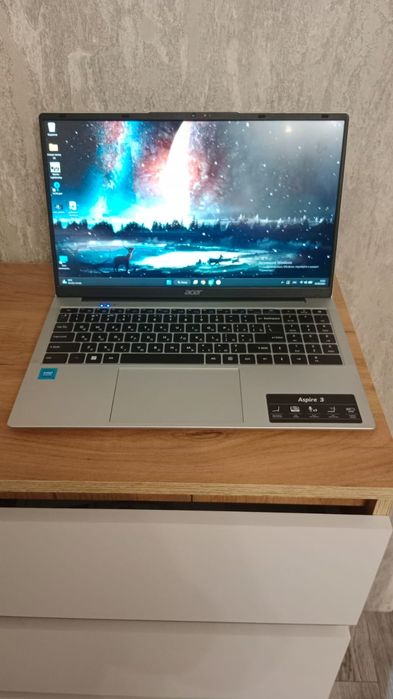 Продам ноутбук acer.