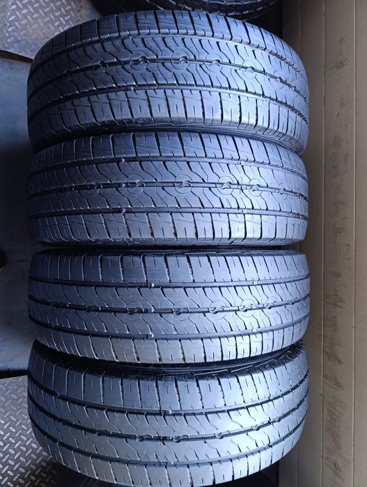 Patru anvelope de vara 195 70 15c Senperit