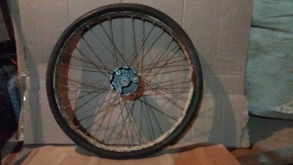 Продам колесо от велосипеда