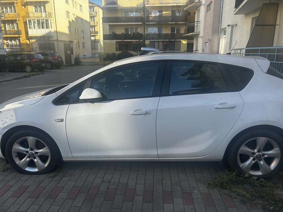 OPEL Astra 2010 — imagine 5
