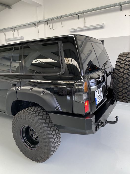 Overfendere Nissan Patrol Y61 GU4