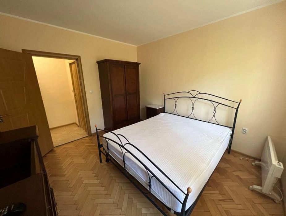 Дава се под наем Двустаен апартамент в София, Толстой - 60 кв.м за 475 € - Снимка #3