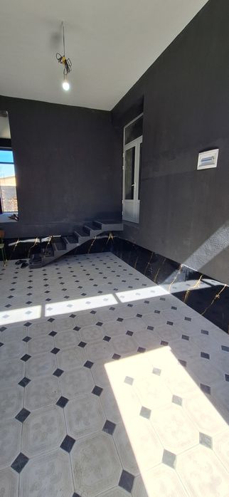 Бухоро 2 этажлик квадрати300 $ доллордан Участка сотилади 2 + падвал