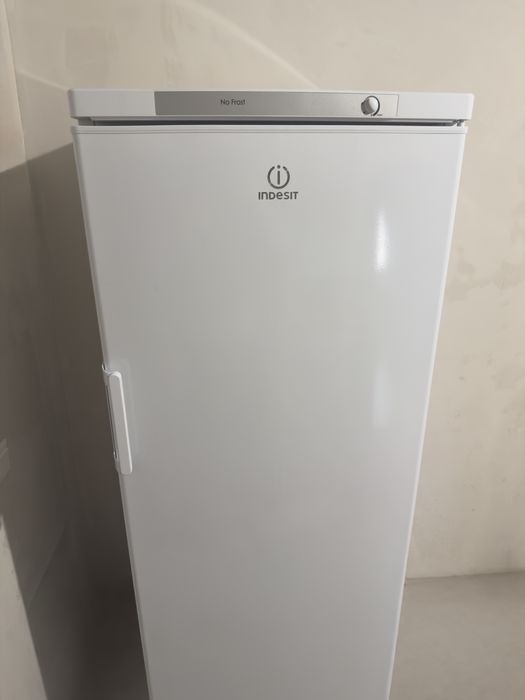 морозильник InDesit NoFrost