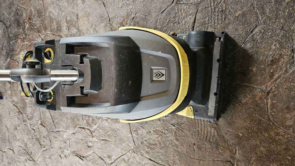 Karcher BR 35.12Cmasina spalat aspirat matura electrica