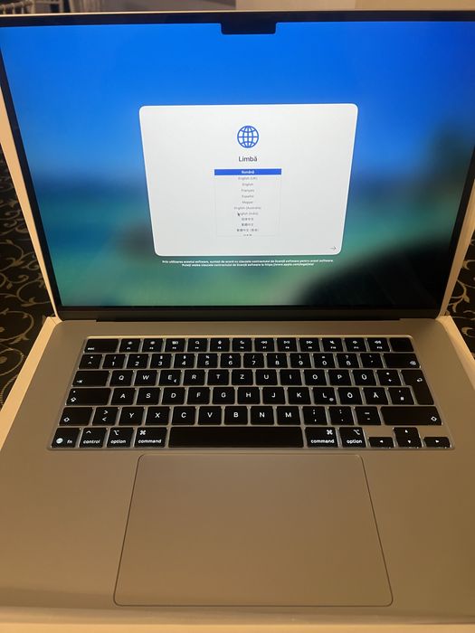 macbook air 15 m4 24gb - Laptopuri oferte online | OLX.ro