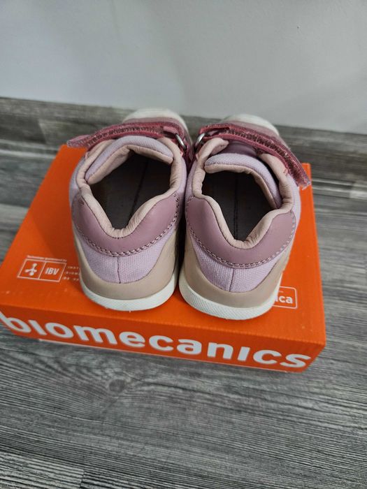 Обувки Biomecanics