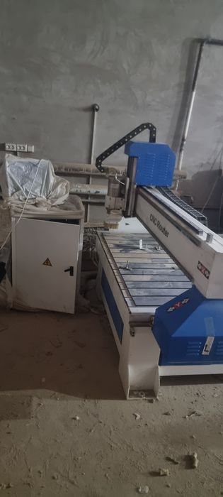 Rover stanok sotiladi ishlatilmagan ish stoli 3 metrga 1.30sm