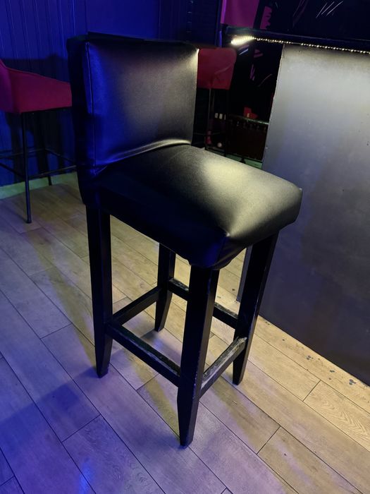 Барные сутлья и столы