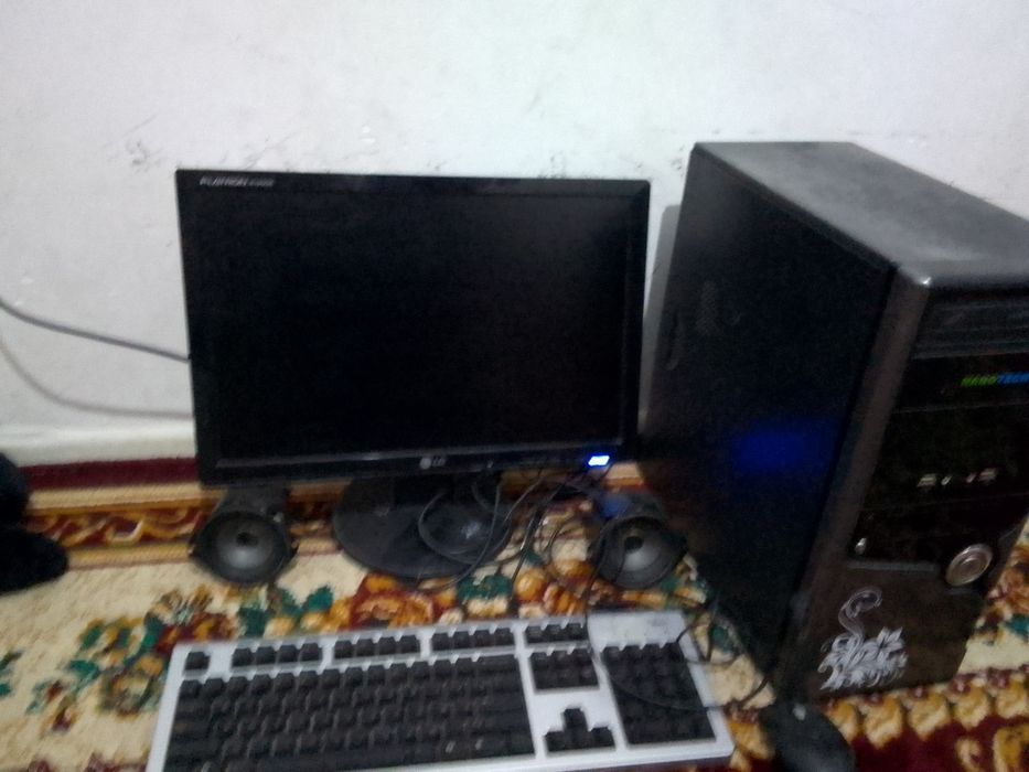 LG kompyuter sotiladi, srochna.