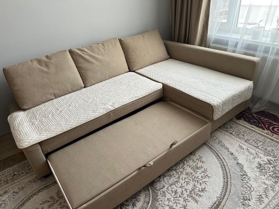 Диван Икеа в хорошем состоянии