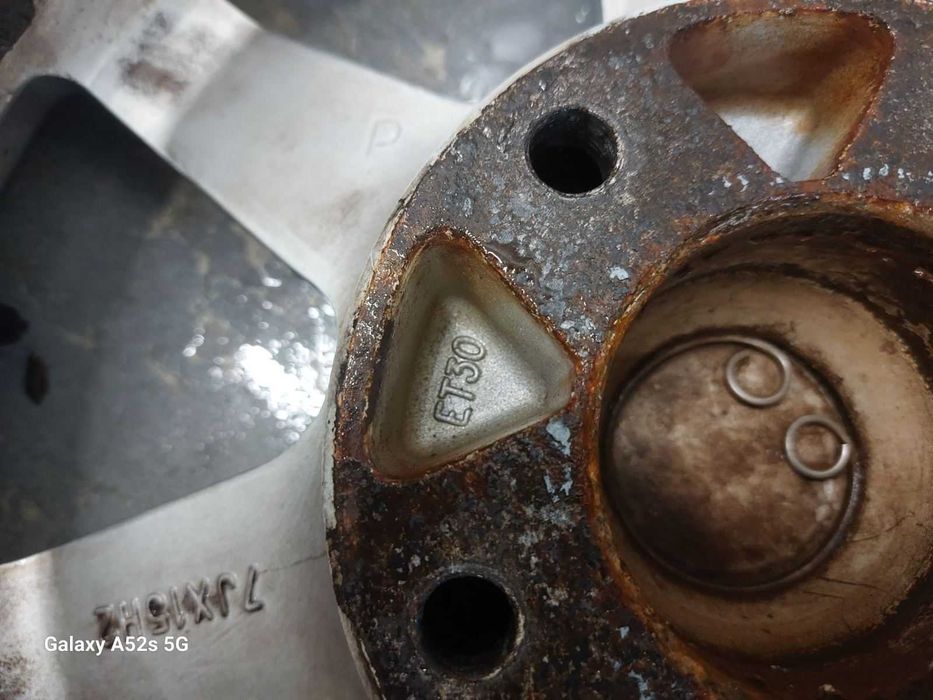 Продавам гуми с джанти