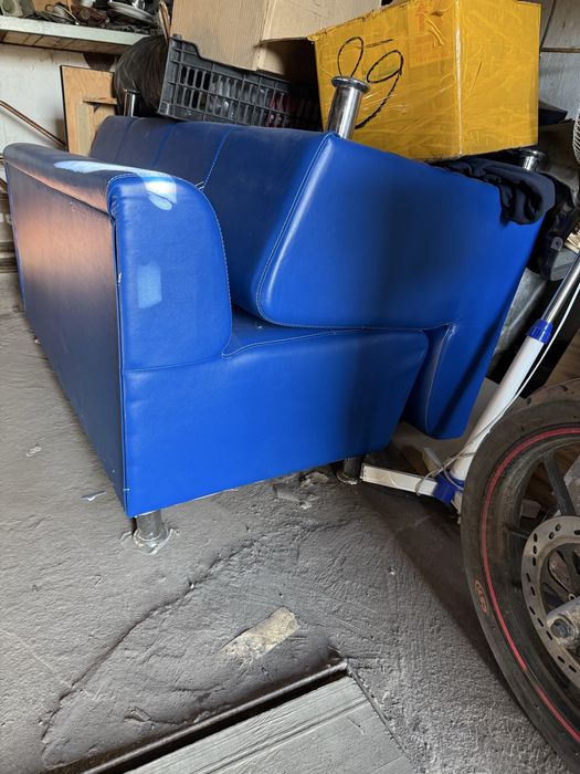 Срочно продаи диваны