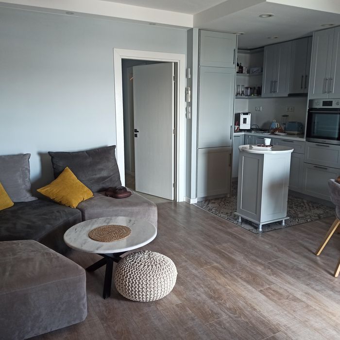 Продава се Тристаен апартамент в Свети Влас - 88 кв.м за 2114 €/кв.м - Снимка #1