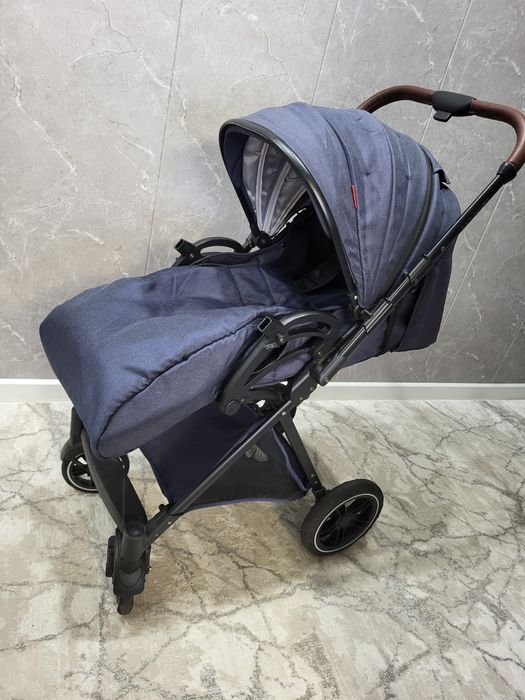 Продаю детскую коляску