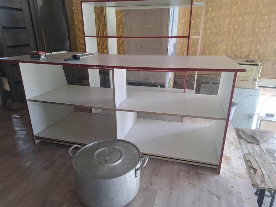 Полка для магазин