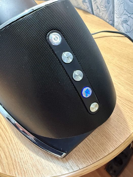 Boxa JBL OnBeat Xtreme-2 woofere + 2 tweetere,bass fantastic-bluetooth,AUX,JBL ce se facea odata !