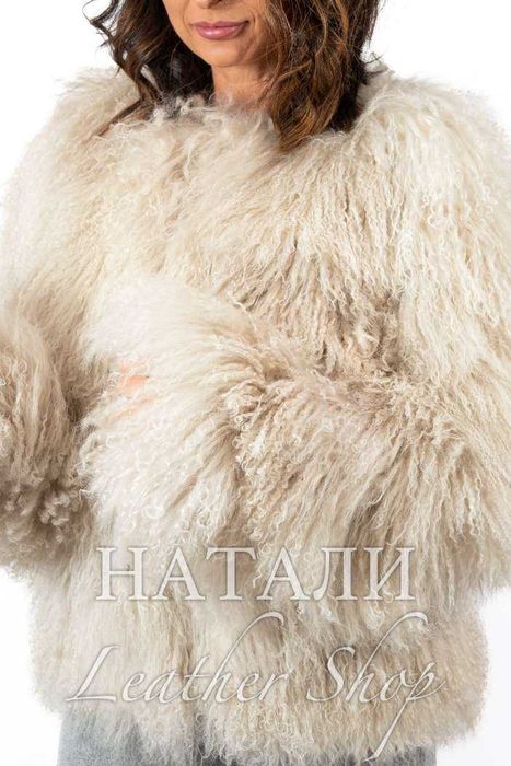 Дамски ексклузивен кожух Алина от Монголско агне