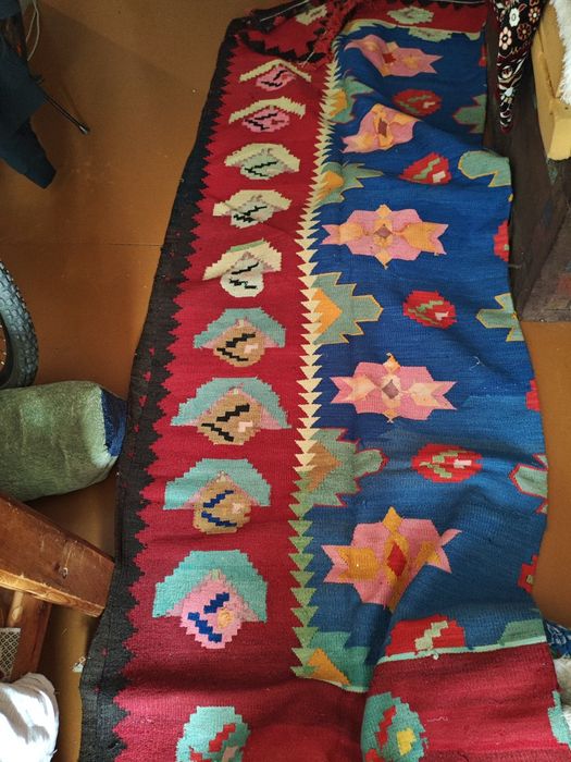 Продаётся ковер ручной работы